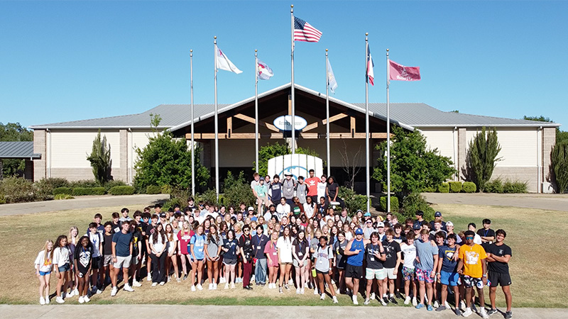 Outdoor photo of senior class taken from above